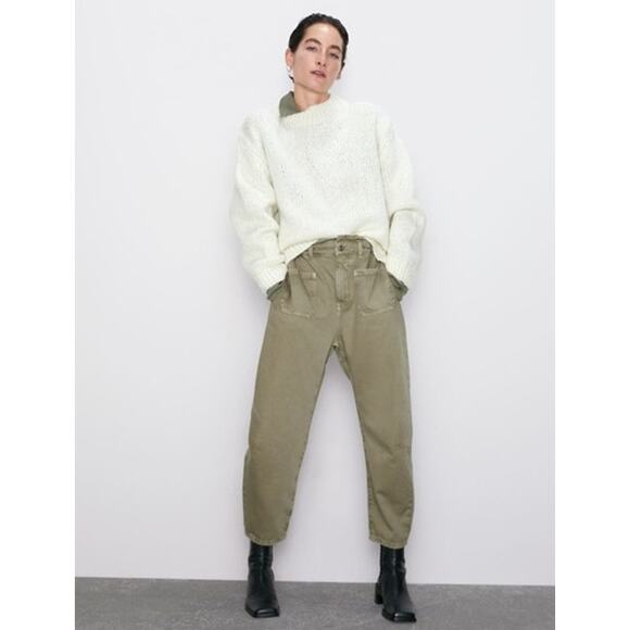 Zara Denim - ZARA Baggy Paperbag Ankle Jeans High Rise Elastic Waist Straight Leg, Green